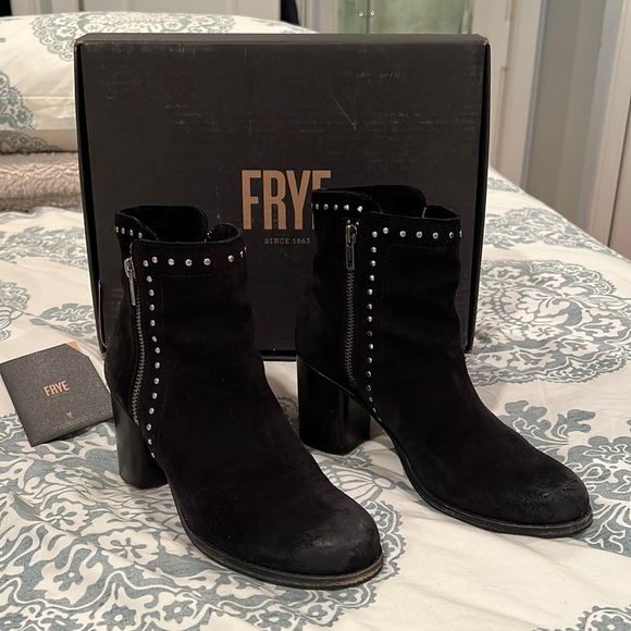 Frye Addie Stud Double Zip boots - Picture 2 of 12